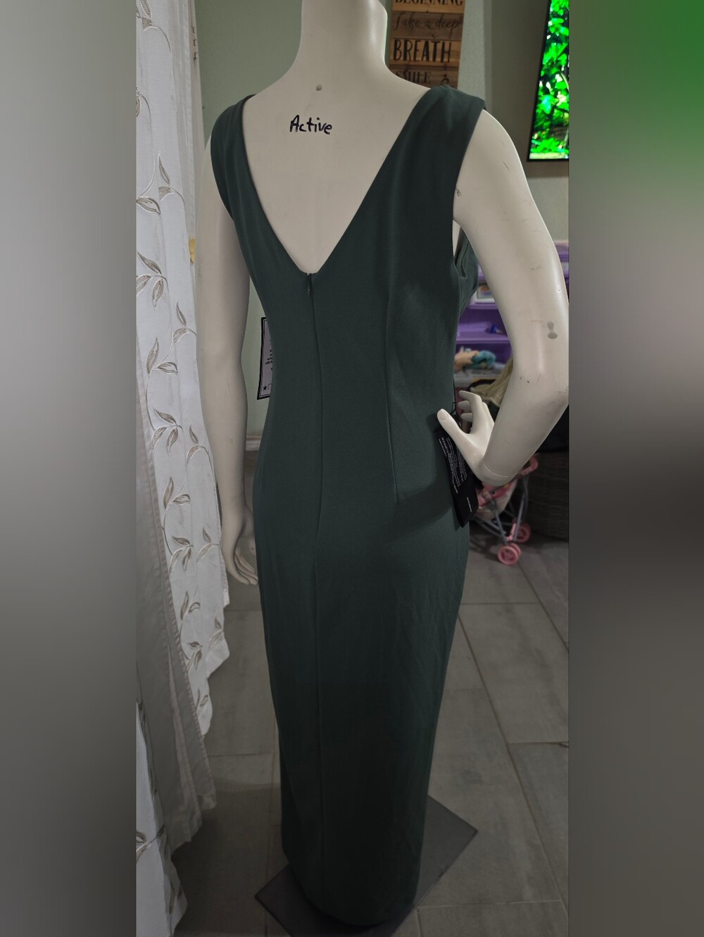 JS Collections Dark Emerald Green Sleeveless Tie-Waist Maxi Dress - Picture 6 of 8